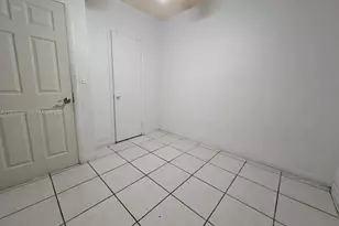 19601 NE Miami Ct, Miami, FL 33179 - Photo 23