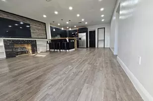 19601 NE Miami Ct, Miami, FL 33179 - Photo 3