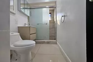 19601 NE Miami Ct, Miami, FL 33179 - Photo 25