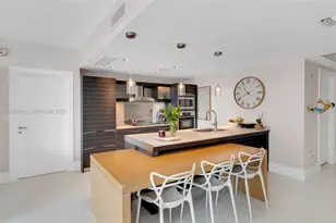 200 Biscayne Blvd Way, Miami, FL 33131 - Photo 11