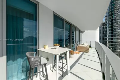 200 Biscayne Boulevard Way #3108, Miami, FL 33131 - Photo 35