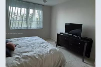 2000 N Bayshore Dr #318, Miami, FL 33137 - Photo 7