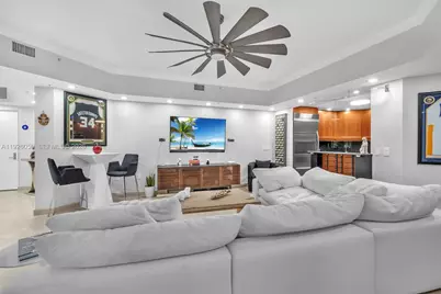 333 Las Olas Way #405, Fort Lauderdale, FL 33301 - Photo 3