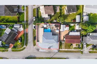 9365 SW 44th St, Miami, FL 33165 - Photo 3