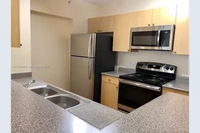 1919 Van Buren St #212A, Hollywood, FL 33020 - Photo 9