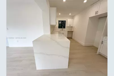 15300 NW 32nd Ave, Miami Gardens, FL 33054 - Photo 19