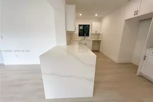 15300 NW 32nd Ave, Miami Gardens, FL 33054 - Photo 19