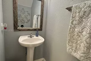 3539 W 76th St, Hialeah, FL 33018 - Photo 5