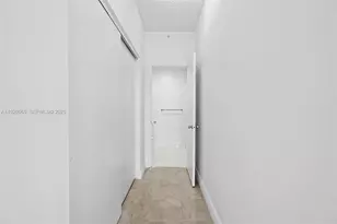 6992 SW 39th St, Davie, FL 33314 - Photo 15