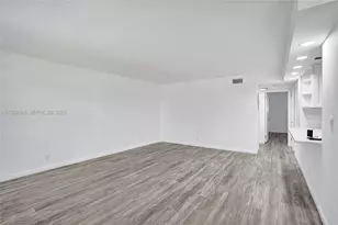 243 Castlewood Dr, North Palm Beach, FL 33408 - Photo 13