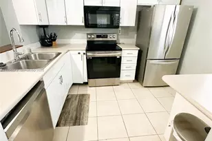 2860 Somerset Dr, Lauderdale Lakes, FL 33311 - Photo 3