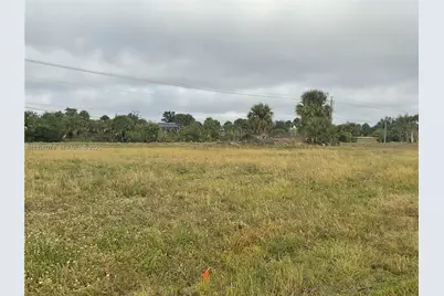 327 Boundary Blvd, Other City - In The State Of Florida, FL 33947 - Photo 1