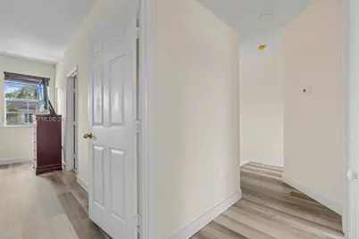 755 E Mowry Ct, Homestead, FL 33030 - Photo 19