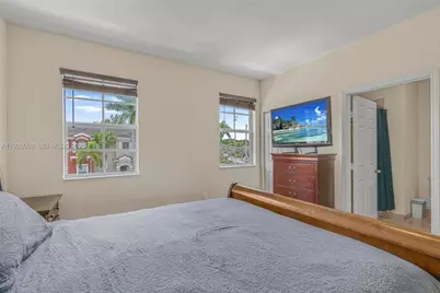 755 E Mowry Ct, Homestead, FL 33030 - Photo 25