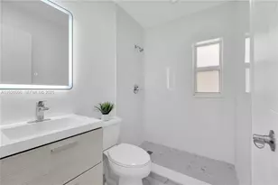 2431 Coolidge St, Hollywood, FL 33020 - Photo 13