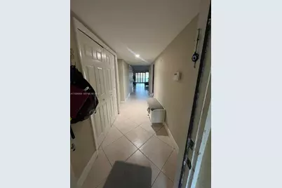 16233 Laurel Dr #17, Weston, FL 33326 - Photo 17