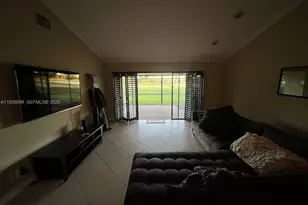 16233 Laurel Dr, Weston, FL 33326 - Photo 7