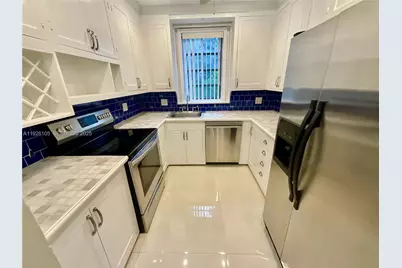 1612 NE 2nd Ct #1612, Fort Lauderdale, FL 33301 - Photo 9