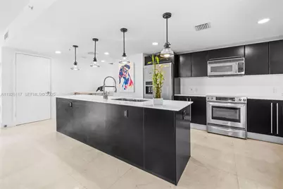 665 NE 25th St #1801, Miami, FL 33137 - Photo 11