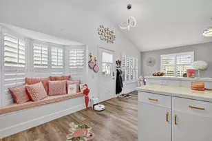 210 NW Zanzibar Pl, Port Saint Lucie, FL 34986 - Photo 15