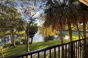 10749 Cleary Blvd, Plantation, FL 33324 - Photo 7