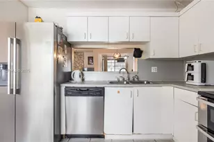 11310 SW 155th St, Miami, FL 33157 - Photo 13