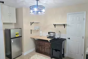 287 NE 118th Terrace, Miami, FL 33161 - Photo 5