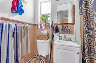 700 NE 6th St, Hallandale Beach, FL 33009 - Photo 15