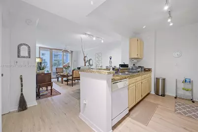 2665 SW 37th Ave #202, Miami, FL 33133 - Photo 5