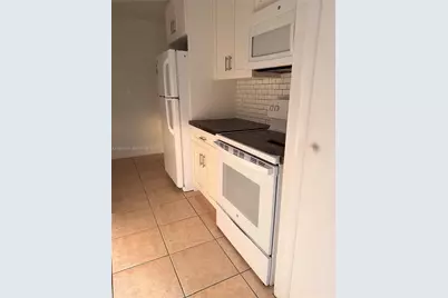 7250 SW 94th Pl #B8, Miami, FL 33173 - Photo 7