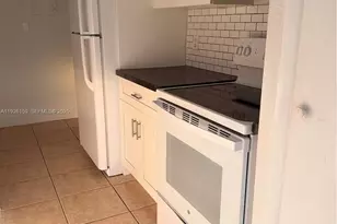 7250 SW 94th Pl, Miami, FL 33173 - Photo 7