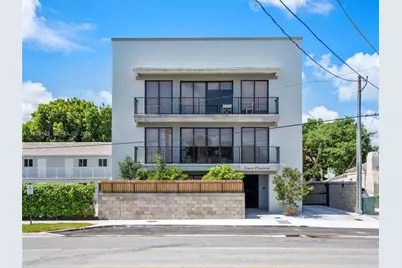 1053 NW 29th St, Miami, FL 33127 - Photo 3