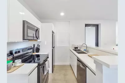 1053 NW 29th St, Miami, FL 33127 - Photo 65