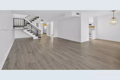 9703 N New River Canal Rd #103, Plantation, FL 33324 - Photo 11