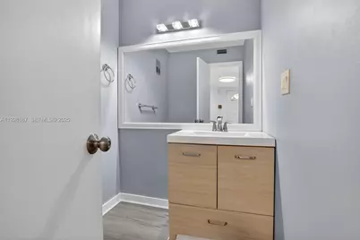 9703 N New River Canal Rd #103, Plantation, FL 33324 - Photo 15