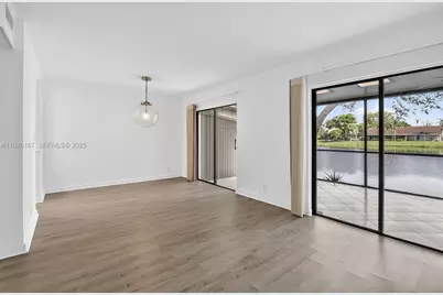 9703 N New River Canal Rd #103, Plantation, FL 33324 - Photo 11