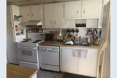 1400 Saint Charles #505, Pembroke Pines, FL 33026 - Photo 9