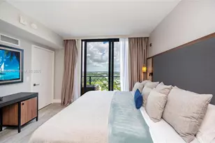 121 NE 34th St, Miami, FL 33137 - Photo 13