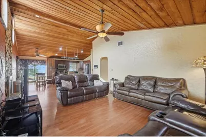 8213 Cassia Ter, Tamarac, FL 33321 - Photo 15
