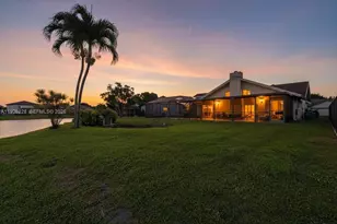 8213 Cassia Terrace, Tamarac, FL 33321 - Photo 31