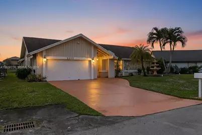 8213 Cassia Ter, Tamarac, FL 33321 - Photo 37