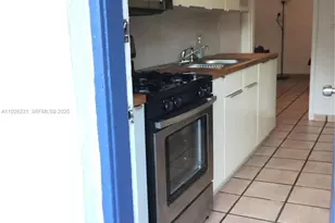 8340 Crespi Blvd, Miami Beach, FL 33141 - Photo 27