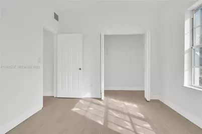 963 SW 6th St #2, Miami, FL 33130 - Photo 23