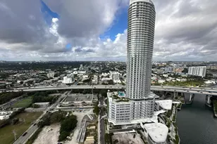 185 SW 7th St, Miami, FL 33130 - Photo 9