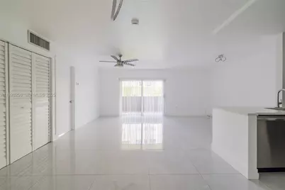 8305 SW 72nd Ave #110A, Miami, FL 33143 - Photo 3