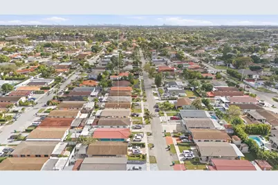 10551 SW 27th St, Miami, FL 33165 - Photo 29