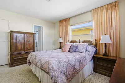 10551 SW 27th St, Miami, FL 33165 - Photo 17