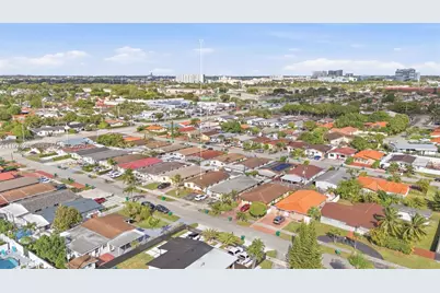 10551 SW 27th St, Miami, FL 33165 - Photo 25