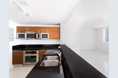 244 Biscayne Blvd #1802, Miami, FL 33132 - Photo 5