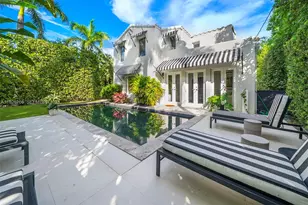 2729 N Bay Rd, Miami Beach, FL 33140 - Photo 1